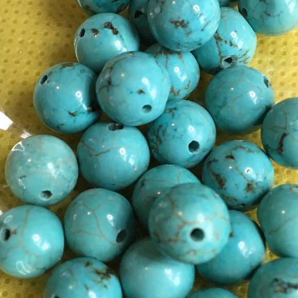 Magnesite beads - Picture 3 of 5